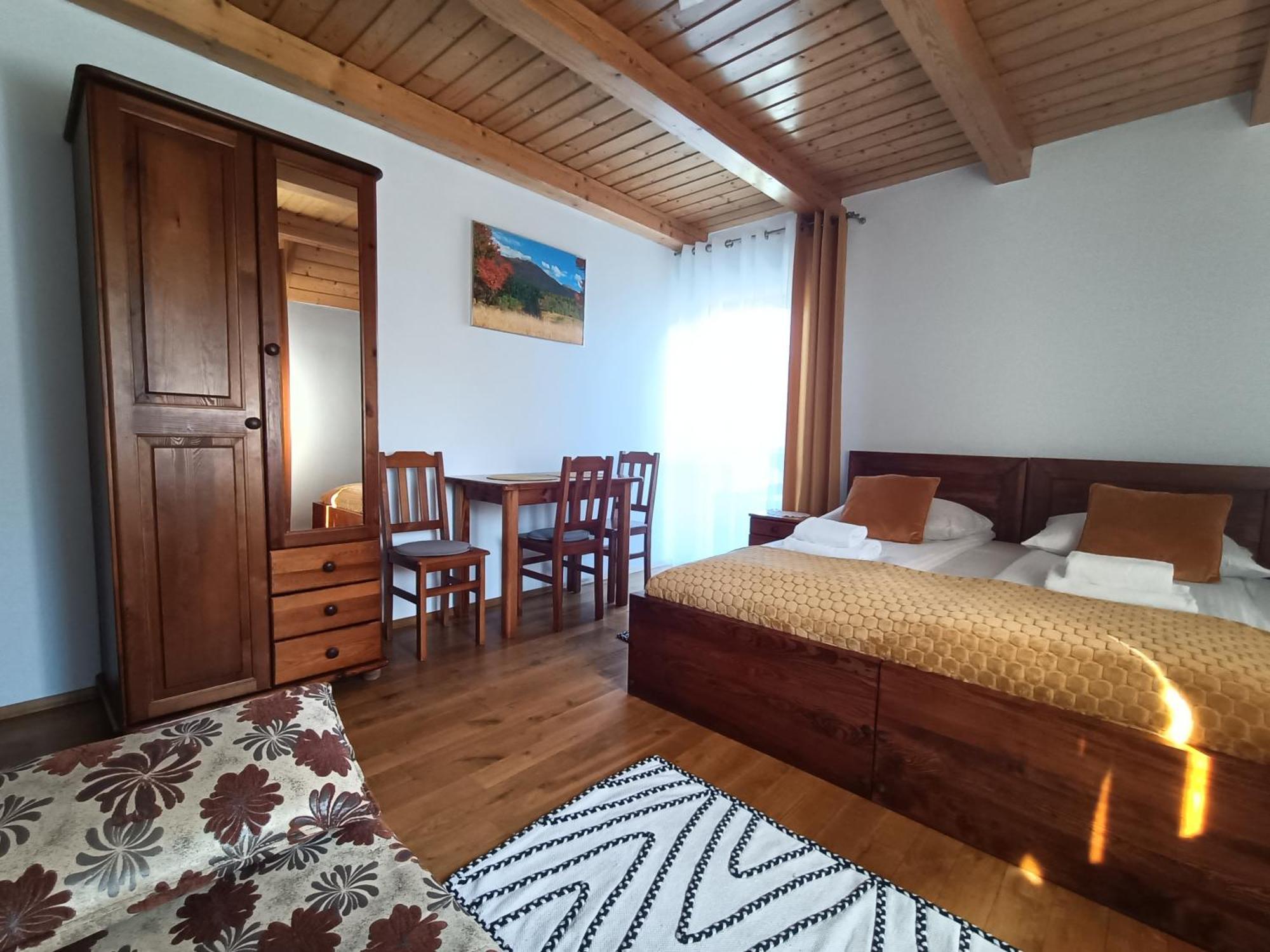 Mala Chatka Wetlina Habitación foto
